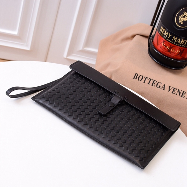 ボッテガヴェネタバッグ側面デザイン